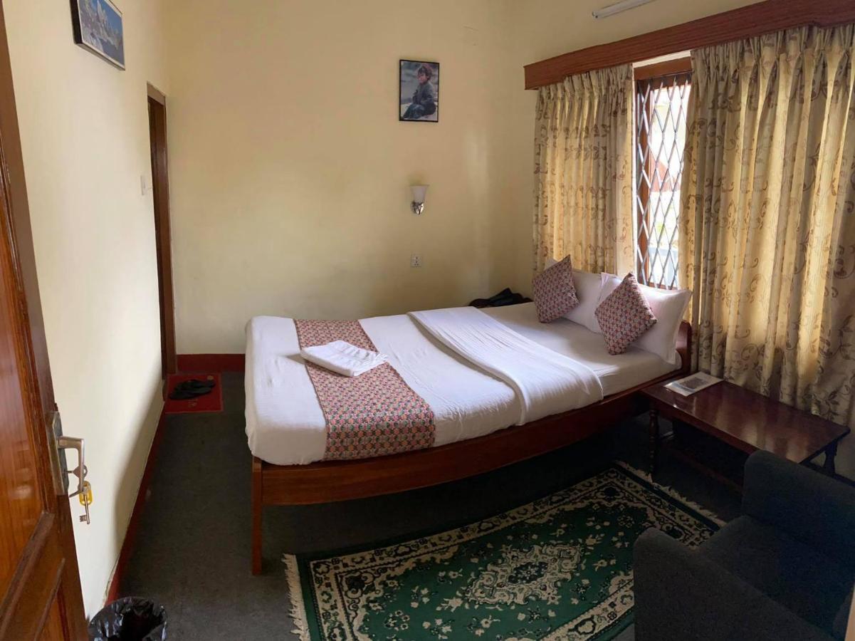 Hotel Blue Magnet Pokhara Exterior photo