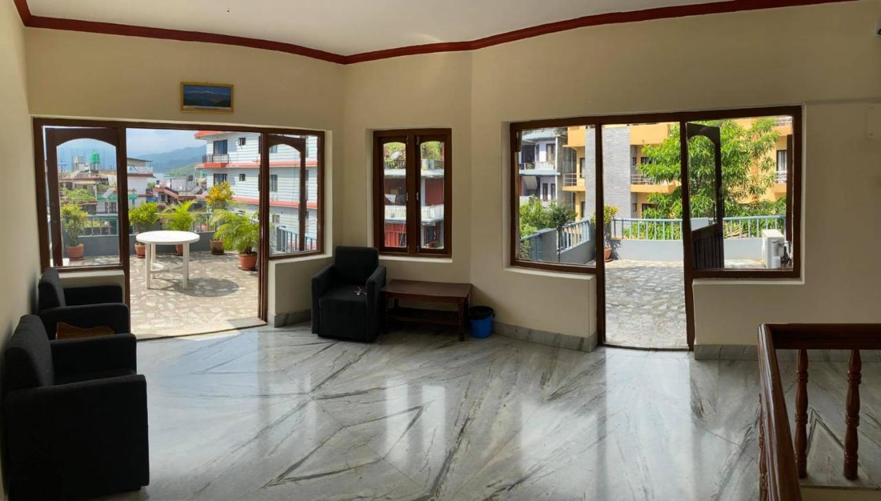 Hotel Blue Magnet Pokhara Exterior photo